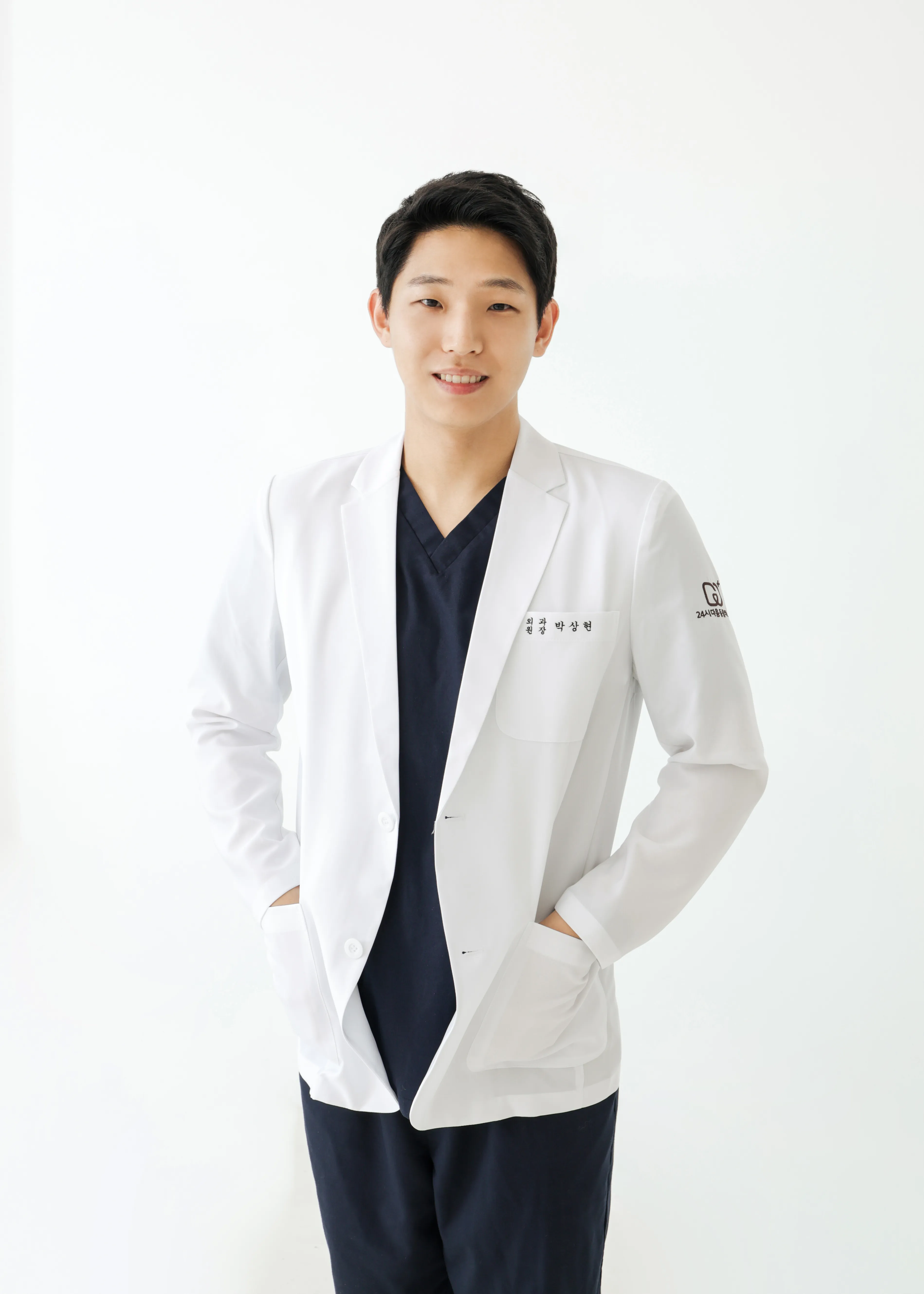 박상현 원장 진료 모습